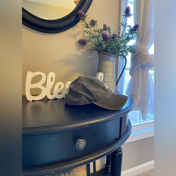 Hat - Picture 3 of 3